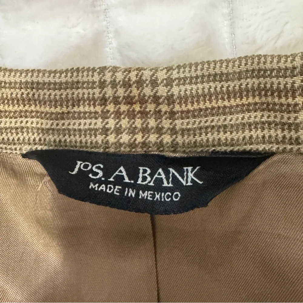 Jos A Bank 42S Plaid Check Silk & Wool Blazer Jacket ~ Career Work Business